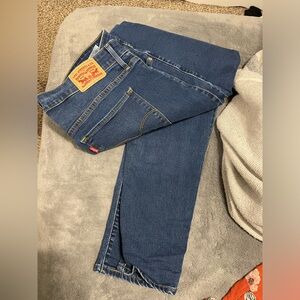 Size 16w Levi Jeans